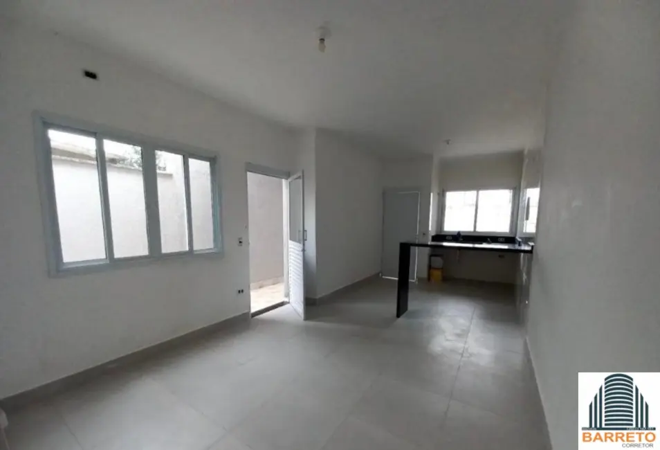 Foto 5 de Casa com 2 quartos à venda, 135m2 em Itanhaem - SP