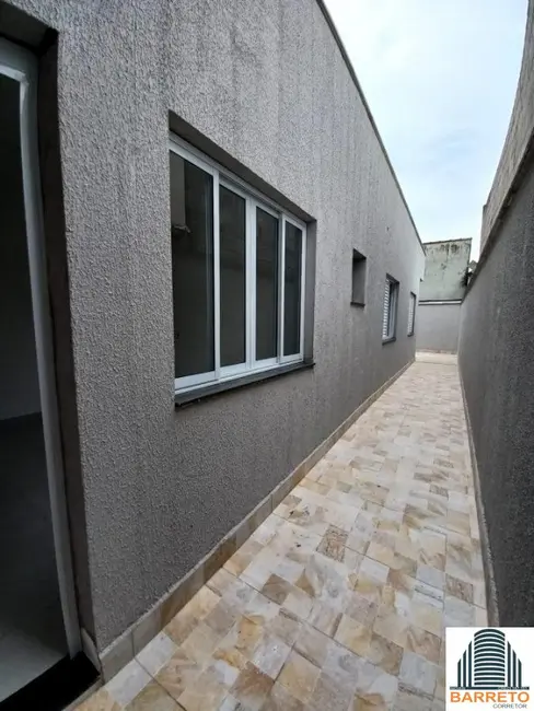 Foto 3 de Casa com 2 quartos à venda, 135m2 em Itanhaem - SP