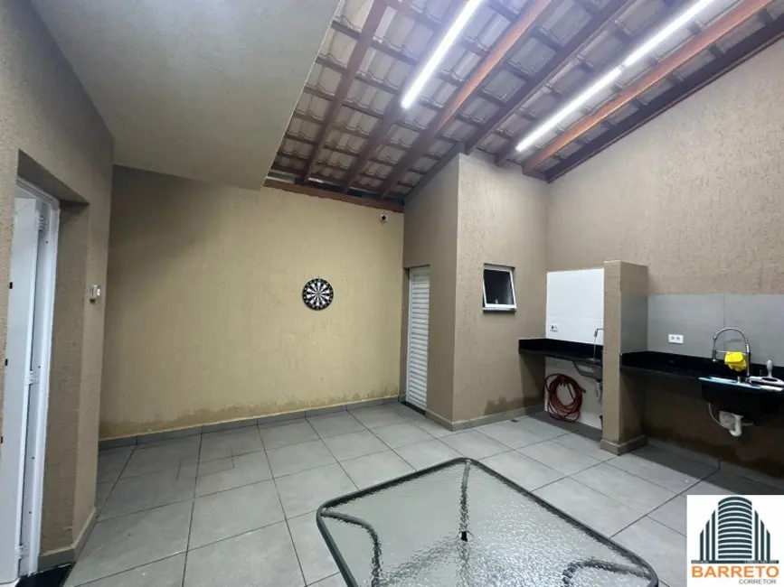 Foto 9 de Casa com 2 quartos à venda, 150m2 em Itanhaem - SP