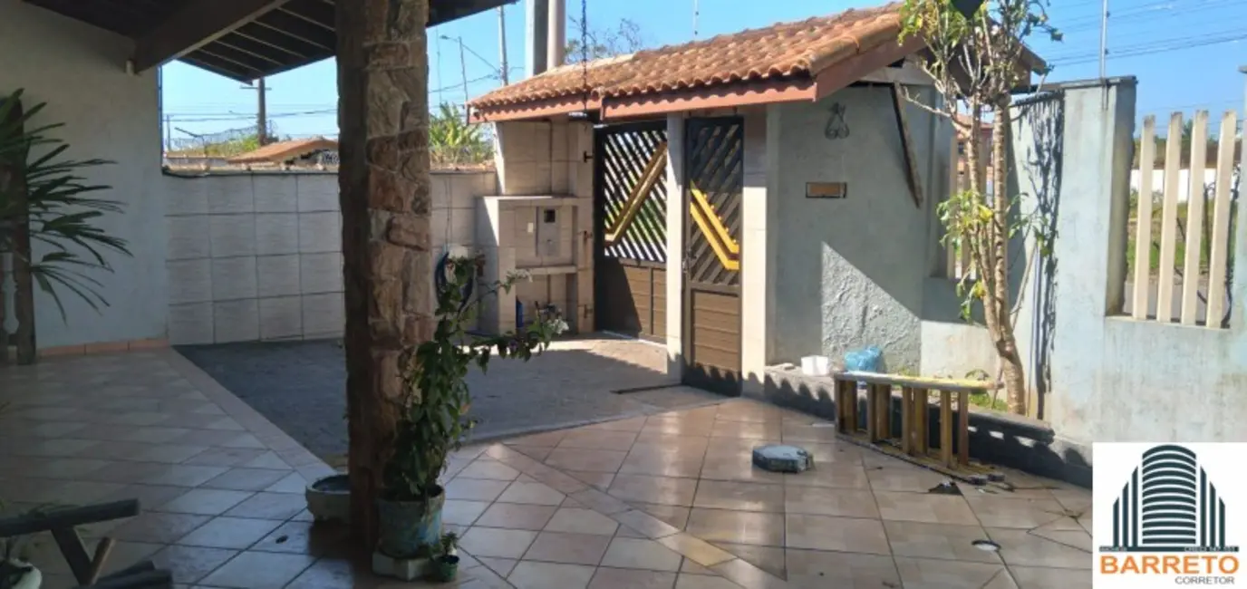 Foto 8 de Casa com 5 quartos à venda, 420m2 em Itanhaem - SP