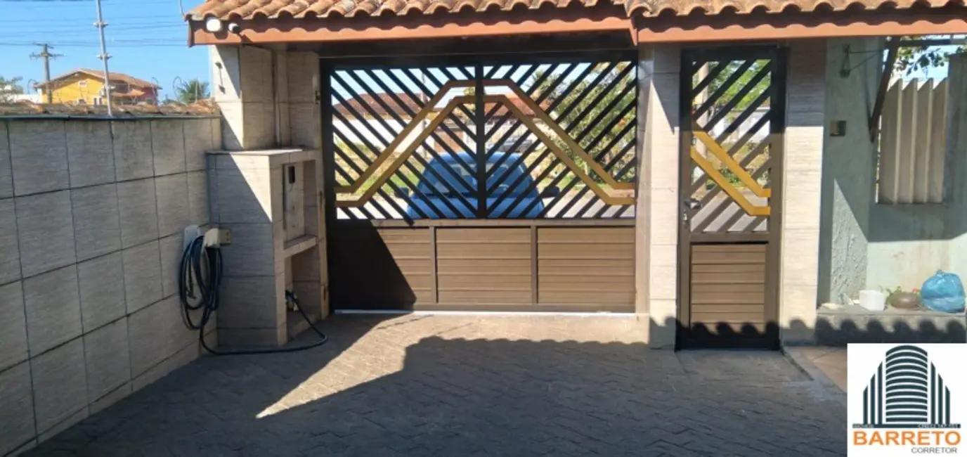 Foto 4 de Casa com 5 quartos à venda, 420m2 em Itanhaem - SP