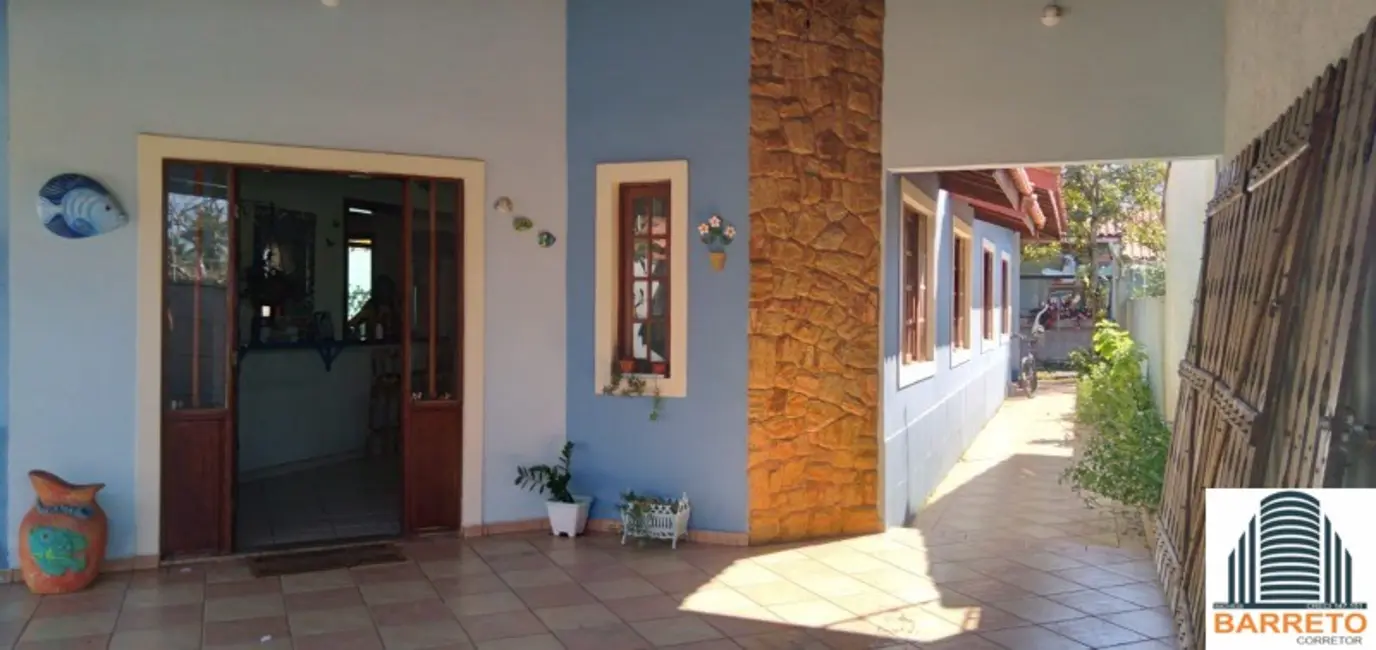 Foto 1 de Casa com 5 quartos à venda, 420m2 em Itanhaem - SP
