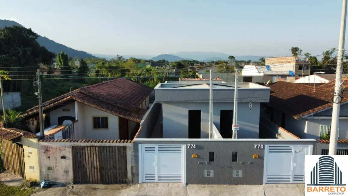 Foto 2 de Casa com 2 quartos à venda, 150m2 em Itanhaem - SP