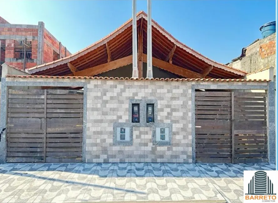 Foto 3 de Casa com 2 quartos à venda, 175m2 em Mongagua - SP