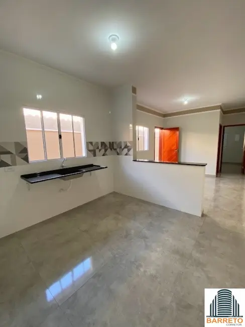Foto 7 de Casa com 2 quartos à venda, 175m2 em Mongagua - SP