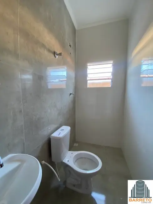 Foto 4 de Casa com 2 quartos à venda, 125m2 em Mongagua - SP