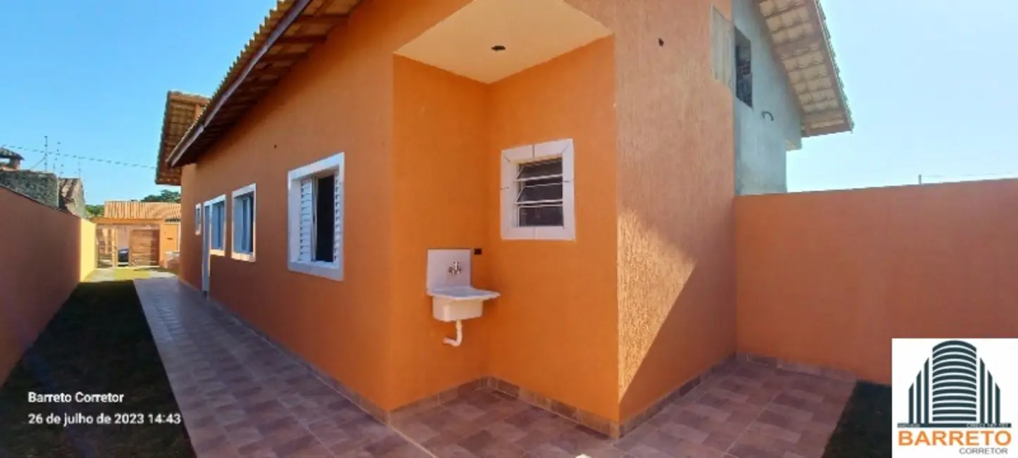 Foto 5 de Casa com 2 quartos à venda, 180m2 em Itanhaem - SP