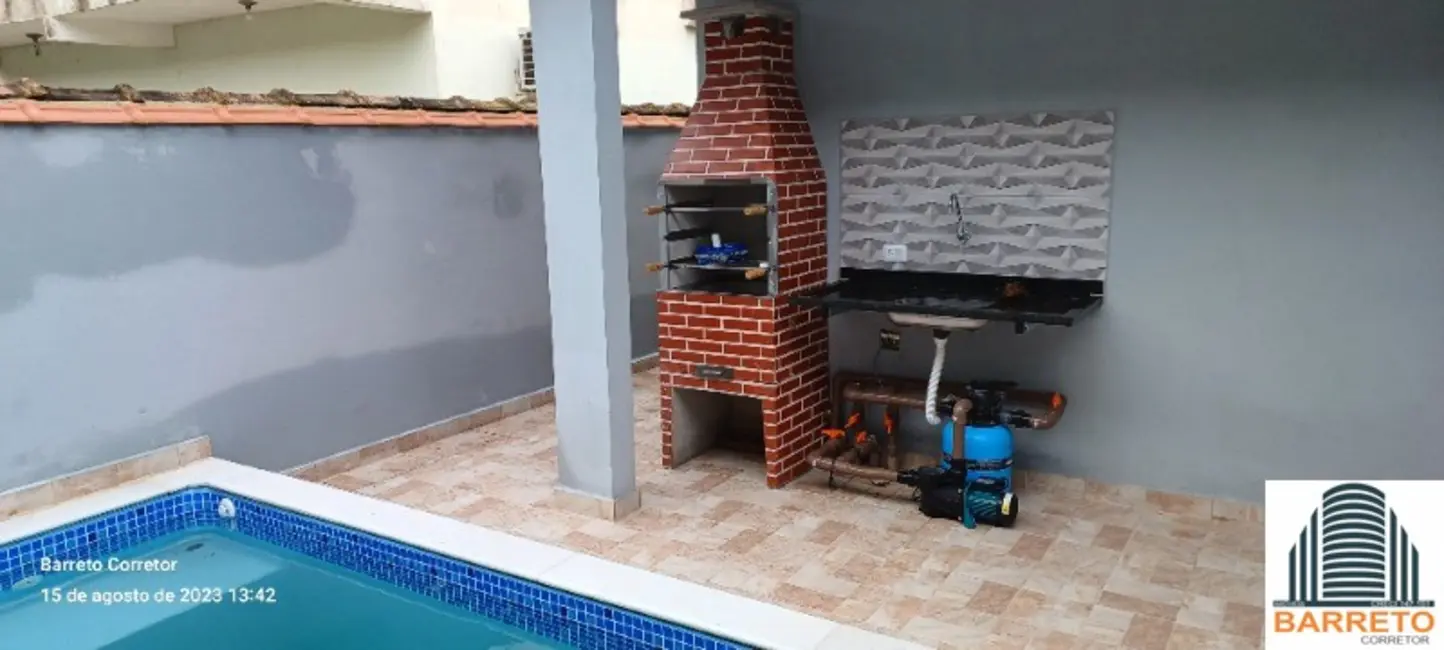 Foto 8 de Casa com 2 quartos à venda, 125m2 em Itanhaem - SP