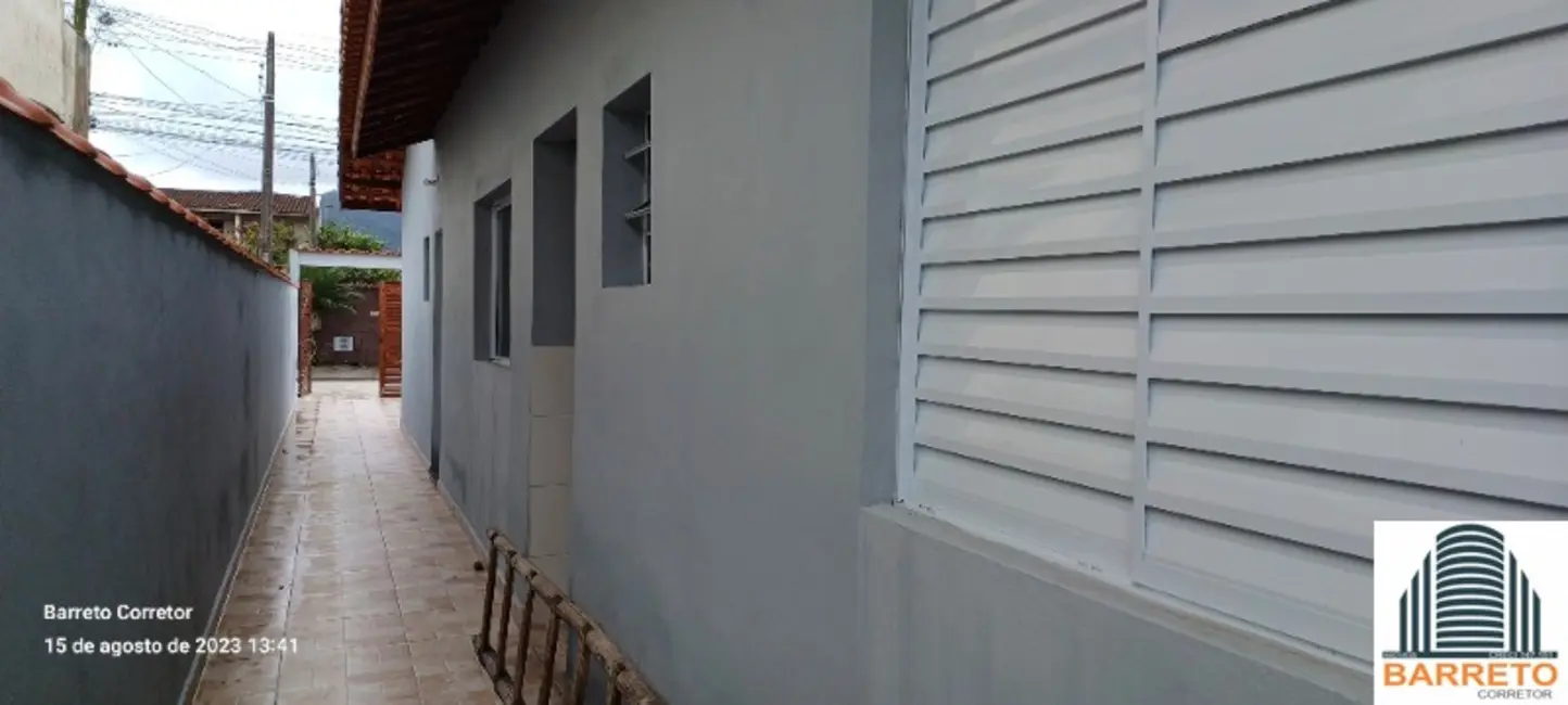 Foto 7 de Casa com 2 quartos à venda, 125m2 em Itanhaem - SP