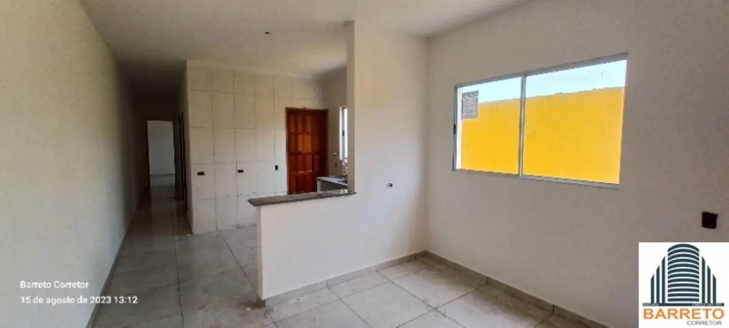 Foto 5 de Casa com 2 quartos à venda em Itanhaem - SP