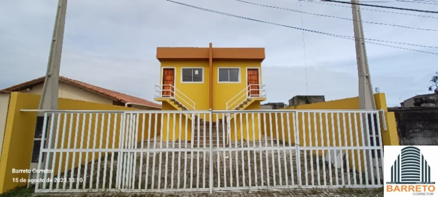 Foto 2 de Casa com 2 quartos à venda em Itanhaem - SP