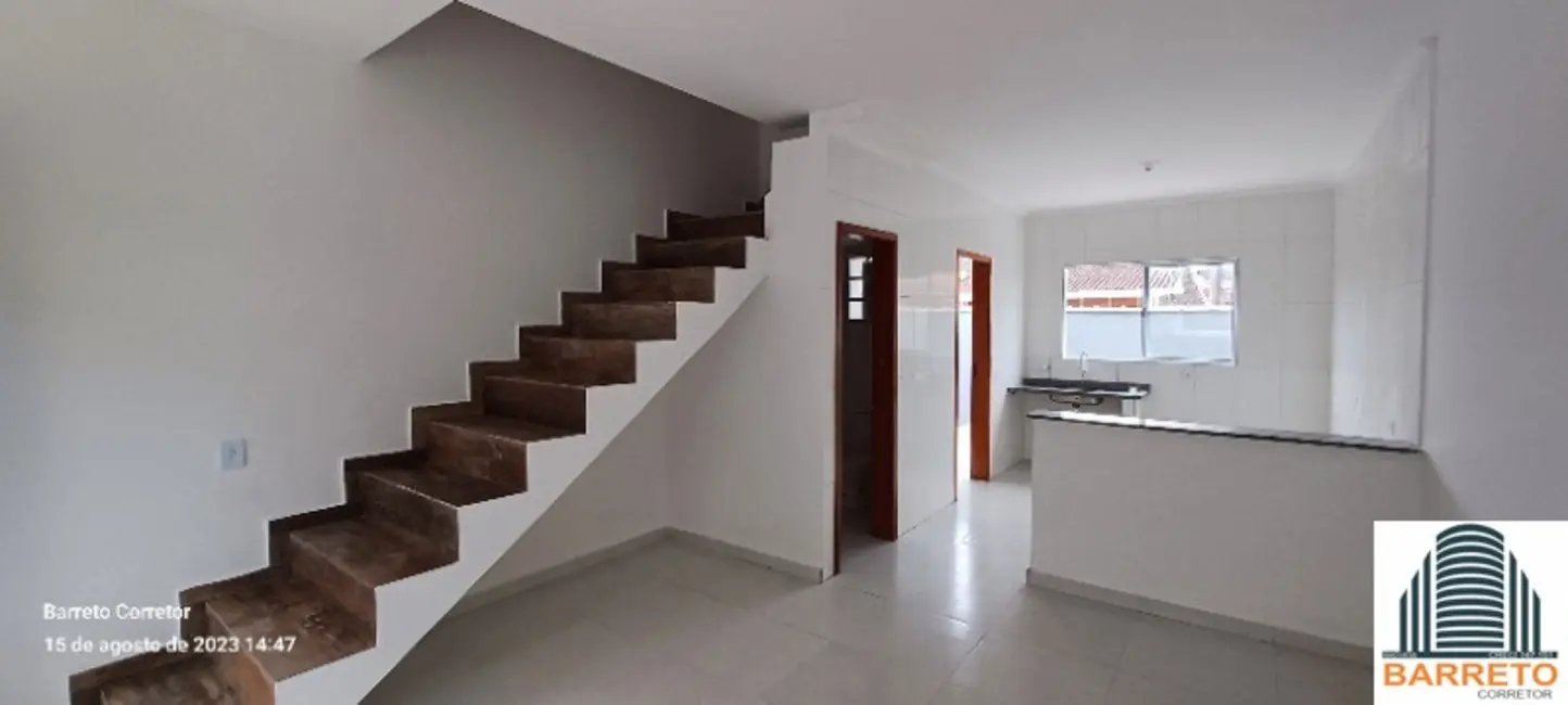 Casa de Condomínio com 2 quartos à venda, 82m2 em Itanhaem - SP - imagem 5 Foto 5 de Casa de Condomínio com 2 quartos à venda, 82m2 em Itanhaem - SP