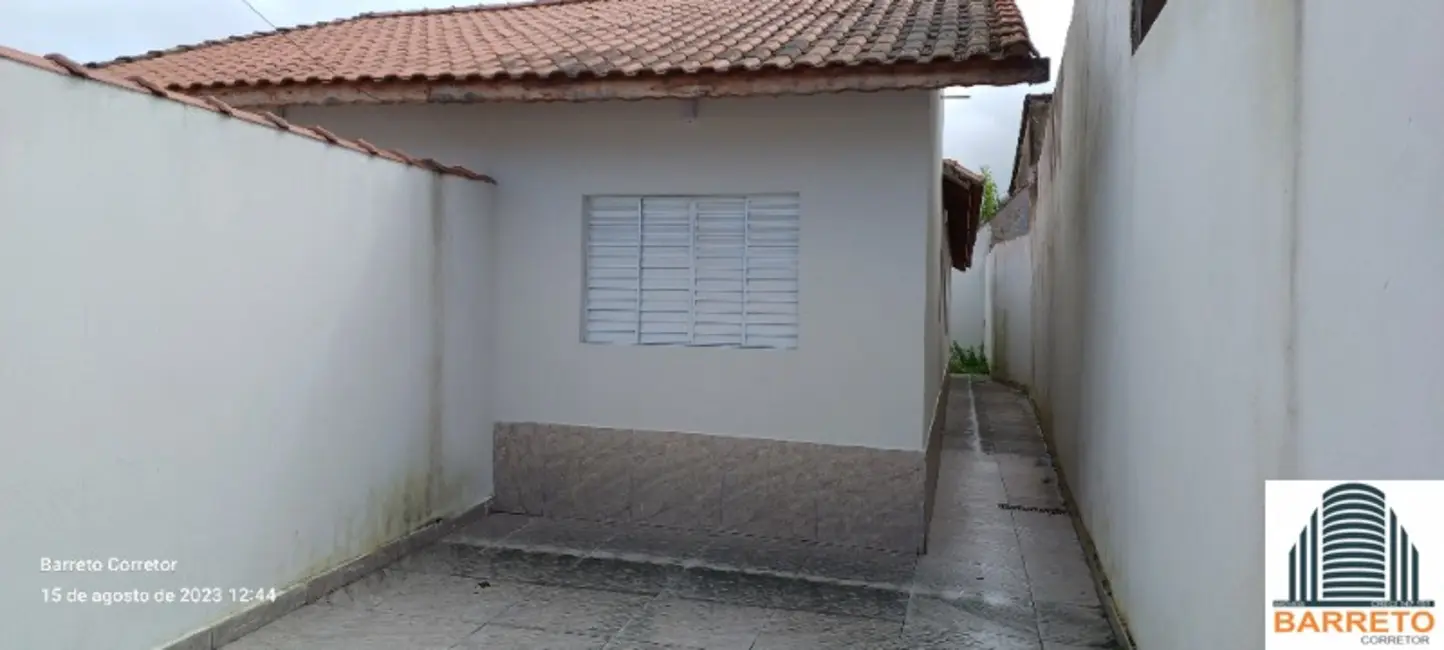 Foto 4 de Casa com 2 quartos à venda, 150m2 em Itanhaem - SP