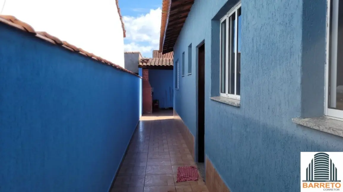 Foto 3 de Casa com 2 quartos à venda, 125m2 em Balneário São Jorge, Itanhaem - SP