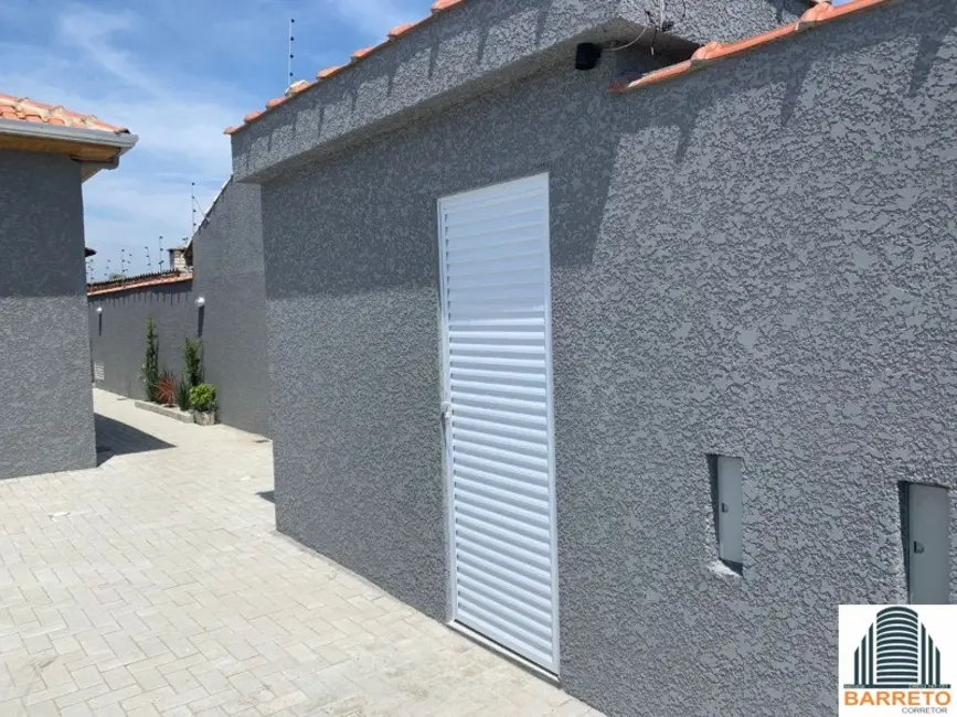 Foto 9 de Casa de Condomínio com 2 quartos à venda, 69m2 em Itanhaem - SP