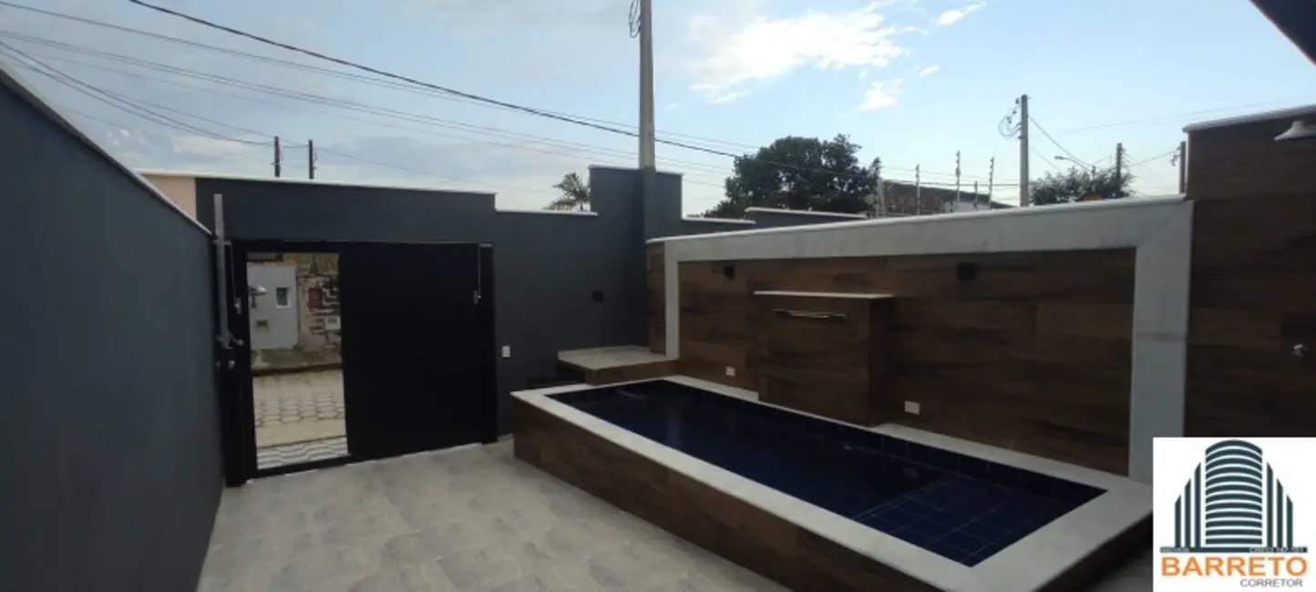 Foto 5 de Casa com 2 quartos à venda, 125m2 em Itanhaem - SP