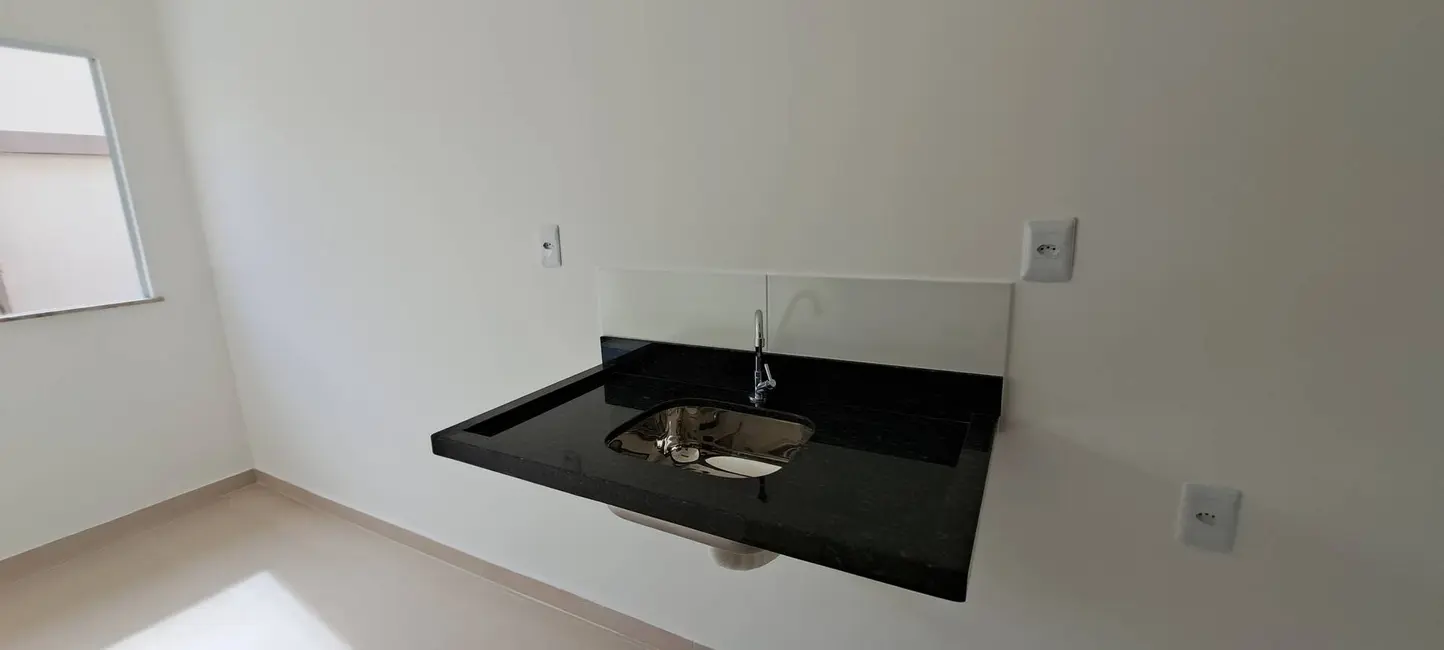 Foto 9 de Casa de Condomínio com 2 quartos à venda, 45m2 em Vilas do Atlântico, Lauro De Freitas - BA