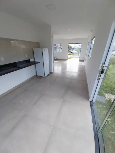 Casa com 3 quartos à venda, 12m2 em Camacari - BA - imagem 3 Foto 3 de Casa com 3 quartos à venda, 12m2 em Camacari - BA