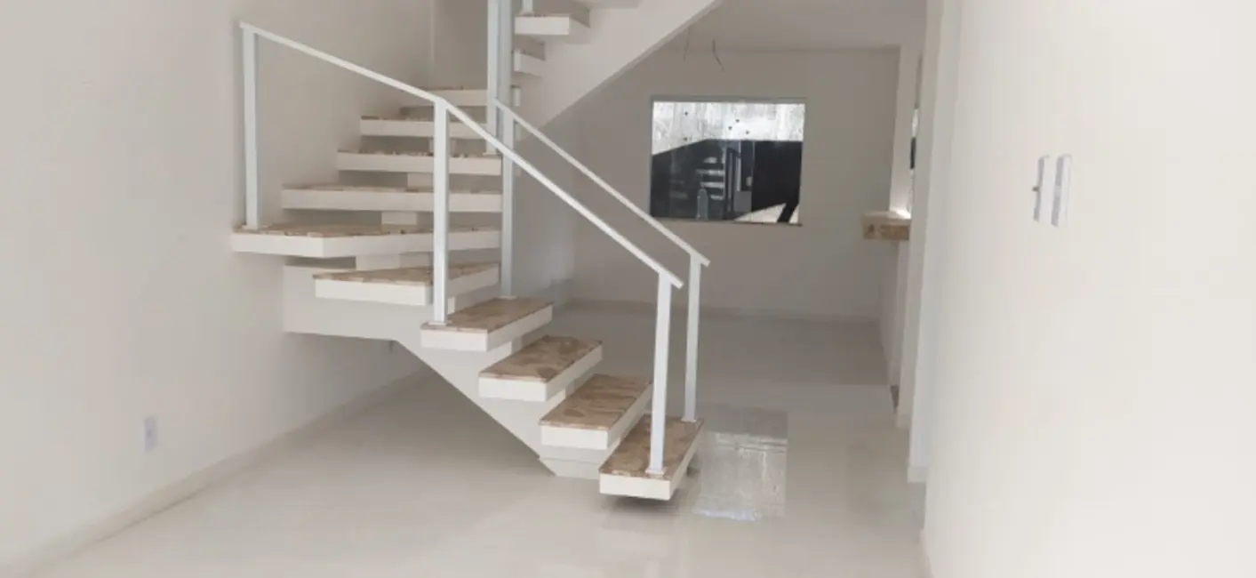 Casa com 4 quartos à venda, 120m2 em Lauro De Freitas - BA - imagem 7 Foto 7 de Casa com 4 quartos à venda, 120m2 em Lauro De Freitas - BA