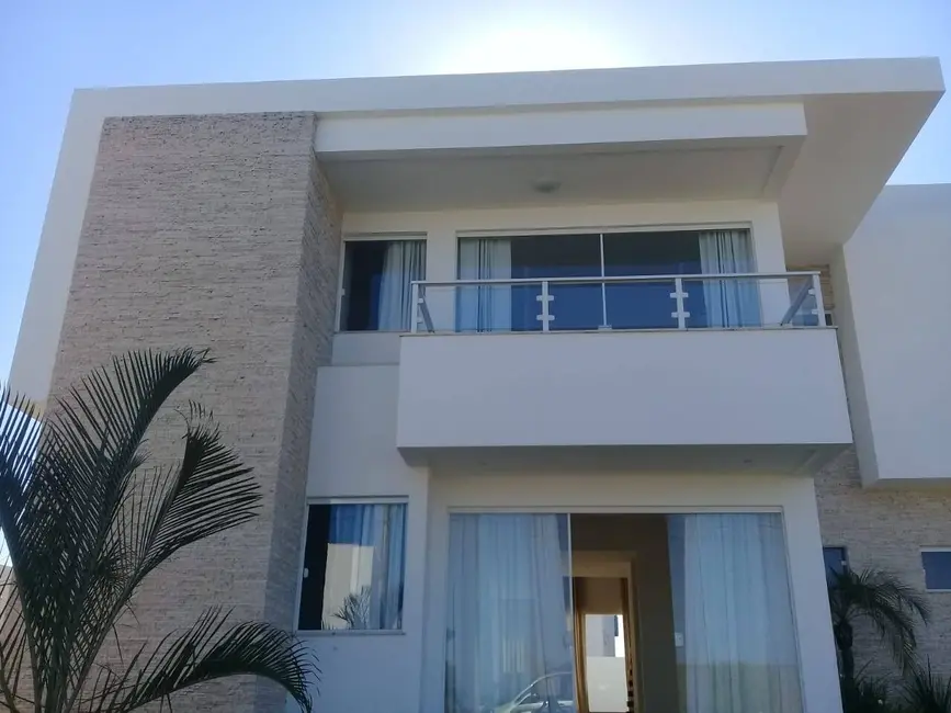 Foto 2 de Casa com 4 quartos para alugar, 200m2 em Camacari - BA