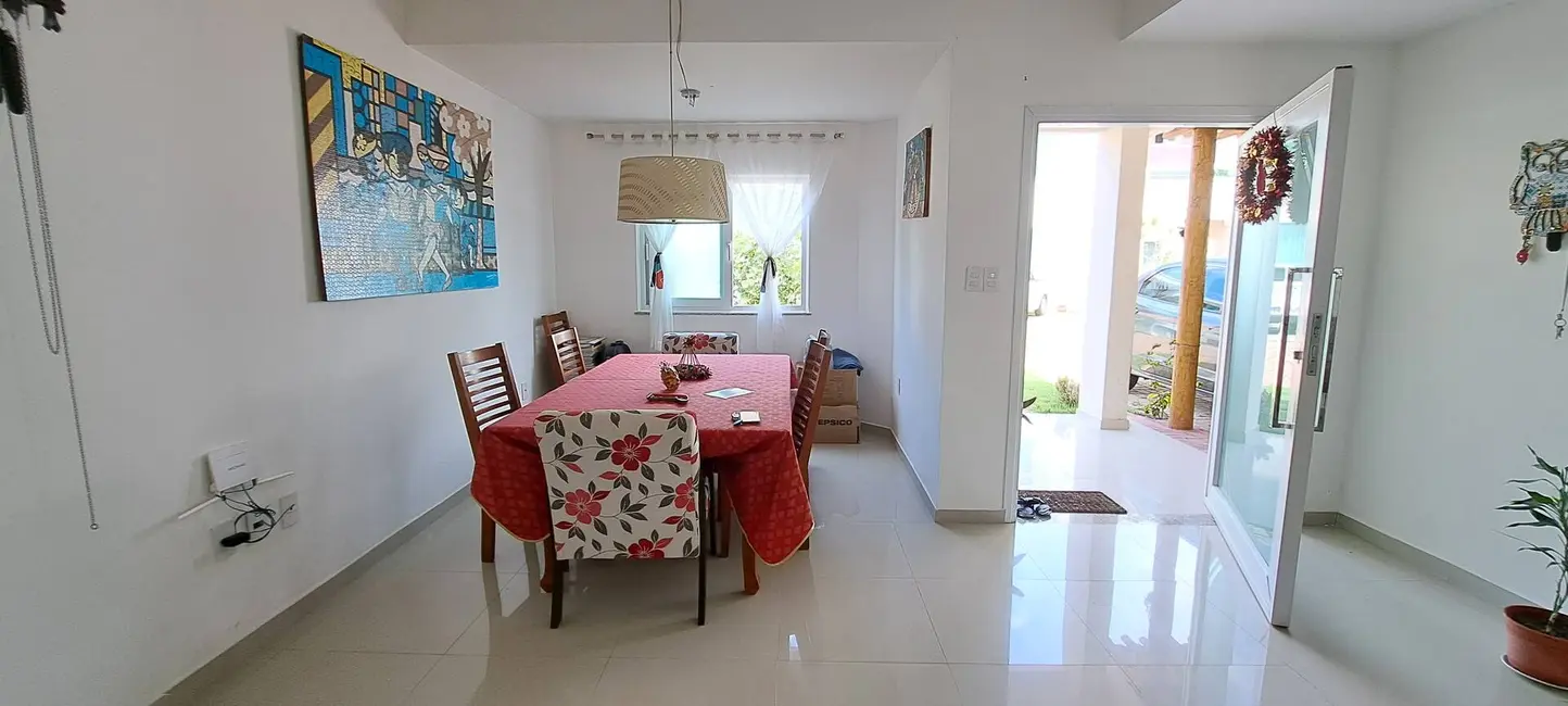 Casa com 4 quartos à venda, 184m2 em Buraquinho, Lauro De Freitas - BA - imagem 5 Foto 5 de Casa com 4 quartos à venda, 184m2 em Buraquinho, Lauro De Freitas - BA