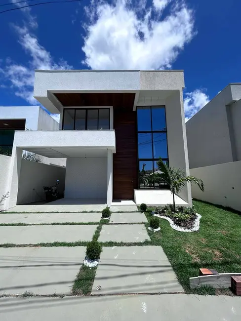 Foto 1 de Casa com 4 quartos à venda, 176m2 em Camacari - BA