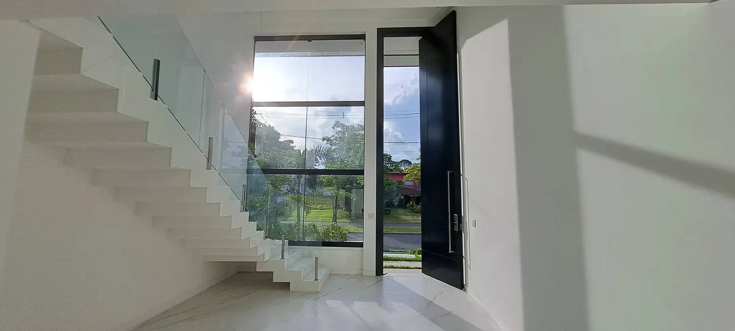 Foto 6 de Casa com 4 quartos à venda, 340m2 em Camacari - BA