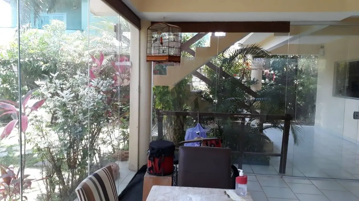 Casa com 3 quartos à venda, 295m2 em Buraquinho, Lauro De Freitas - BA - imagem 7 Foto 7 de Casa com 3 quartos à venda, 295m2 em Buraquinho, Lauro De Freitas - BA