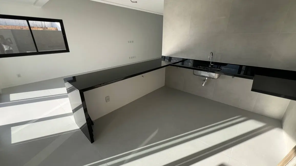 Foto 7 de Casa com 4 quartos à venda, 294m2 em Camacari - BA