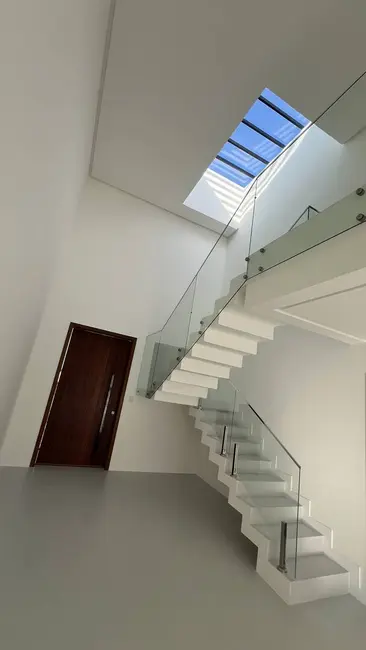 Foto 9 de Casa com 4 quartos à venda, 294m2 em Camacari - BA