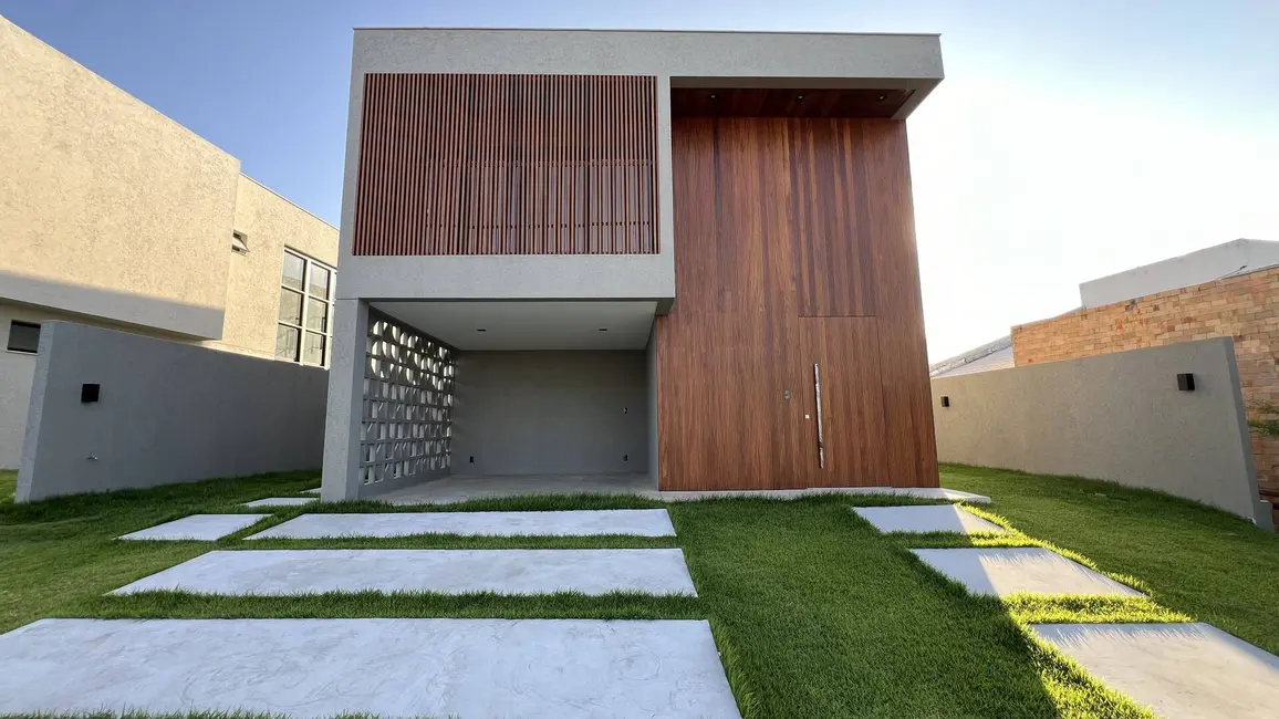 Foto 1 de Casa com 4 quartos à venda, 294m2 em Camacari - BA