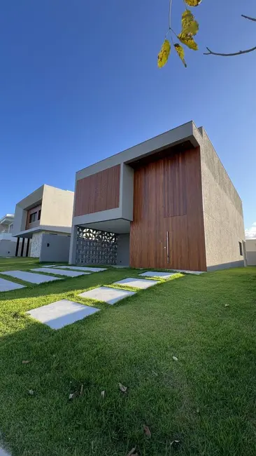 Foto 3 de Casa com 4 quartos à venda, 294m2 em Camacari - BA