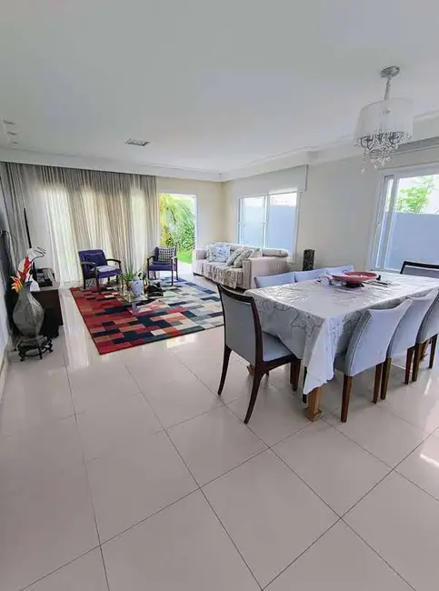 Foto 3 de Casa com 4 quartos à venda, 295m2 em Camacari - BA