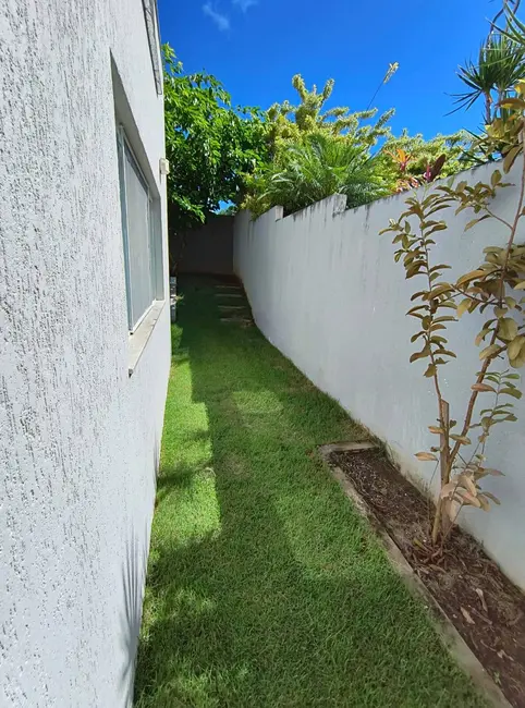 Foto 4 de Casa com 3 quartos à venda, 450m2 em Camacari - BA