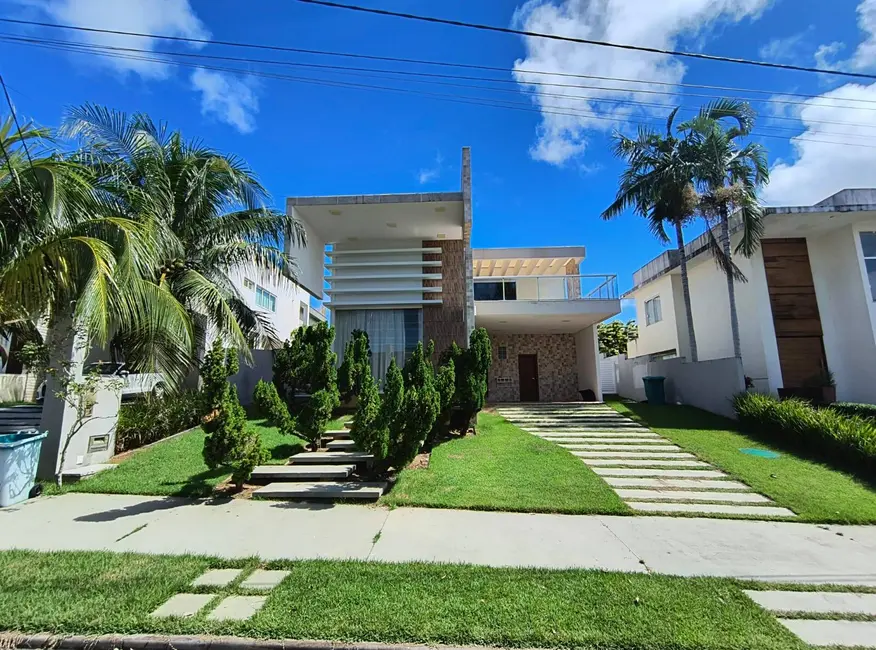 Foto 1 de Casa com 3 quartos à venda, 450m2 em Camacari - BA