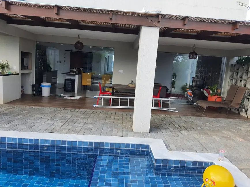 Foto 9 de Casa com 3 quartos à venda, 290m2 em Camacari - BA