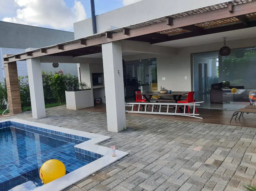 Foto 8 de Casa com 3 quartos à venda, 290m2 em Camacari - BA