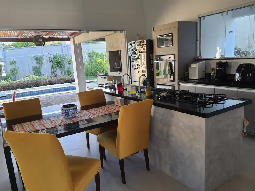 Foto 6 de Casa com 3 quartos à venda, 290m2 em Camacari - BA