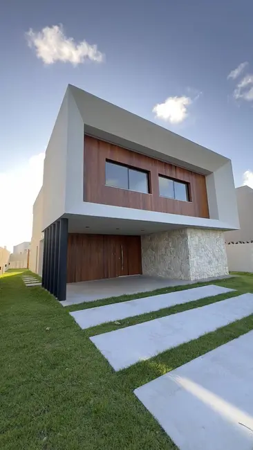 Casa com 4 quartos à venda, 280m2 em Camacari - BA - imagem 1 Foto 1 de Casa com 4 quartos à venda, 280m2 em Camacari - BA