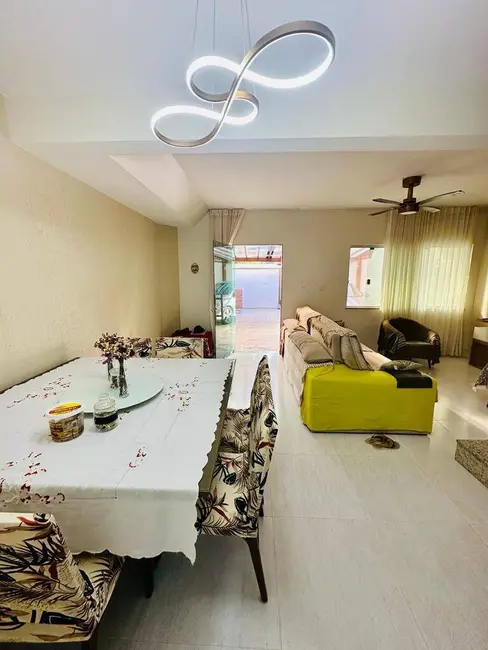 Casa com 4 quartos à venda, 117m2 em Buraquinho, Lauro De Freitas - BA - imagem 6 Foto 6 de Casa com 4 quartos à venda, 117m2 em Buraquinho, Lauro De Freitas - BA