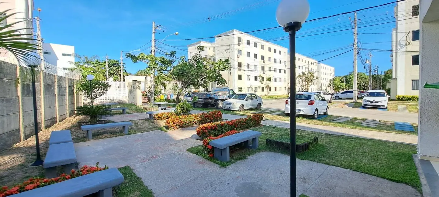 Foto 1 de Apartamento com 2 quartos à venda, 40m2 em Camacari - BA