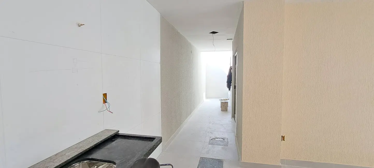 Casa com 4 quartos à venda, 180m2 em Buraquinho, Lauro De Freitas - BA - imagem 6 Foto 6 de Casa com 4 quartos à venda, 180m2 em Buraquinho, Lauro De Freitas - BA