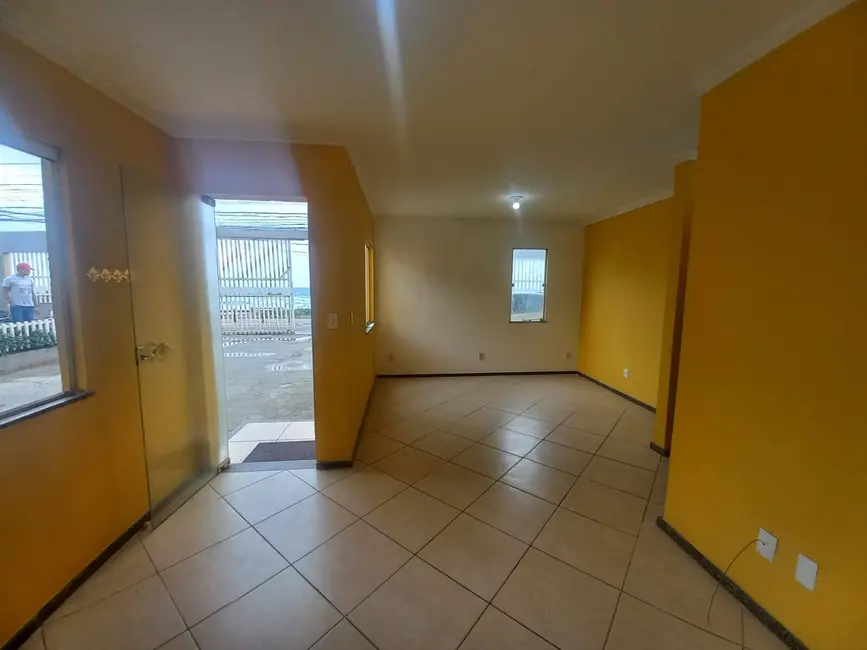 Foto 8 de Casa com 3 quartos para alugar, 120m2 em Praia do Flamengo, Salvador - BA