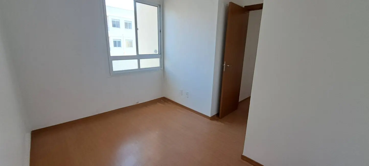 Foto 6 de Apartamento com 2 quartos à venda, 45m2 em Buraquinho, Lauro De Freitas - BA