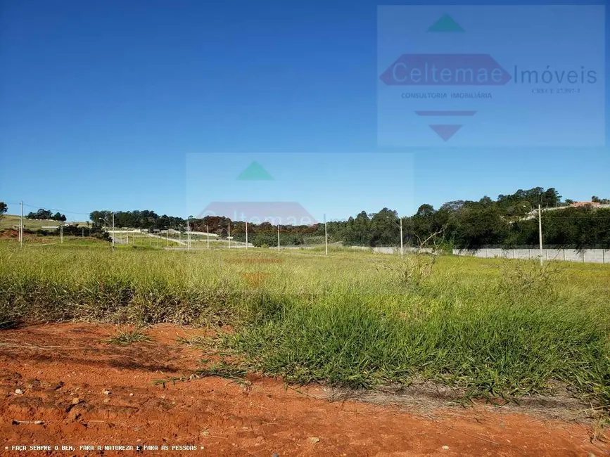 Foto 1 de Terreno / Lote à venda em Taubate - SP