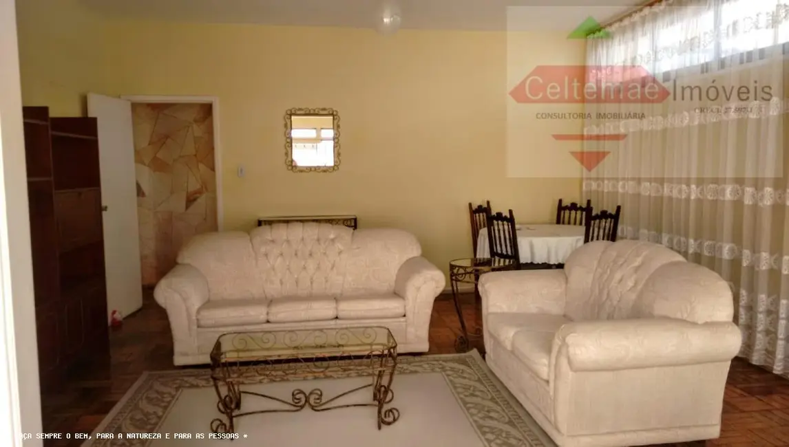 Foto 2 de Casa com 3 quartos à venda, 218m2 em Taubate - SP