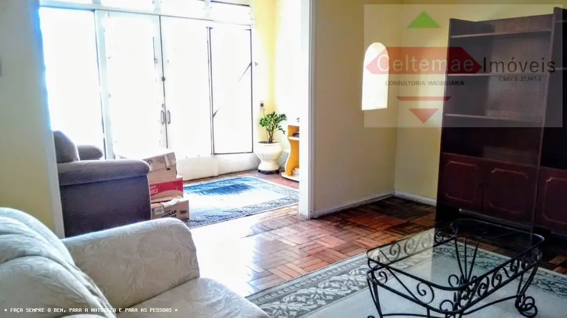 Foto 4 de Casa com 3 quartos à venda, 218m2 em Taubate - SP