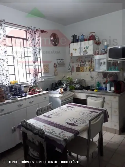 Foto 9 de Casa com 4 quartos à venda, 146m2 em Taubate - SP