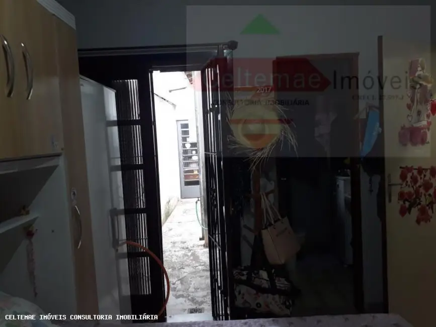 Foto 6 de Casa com 4 quartos à venda, 146m2 em Taubate - SP