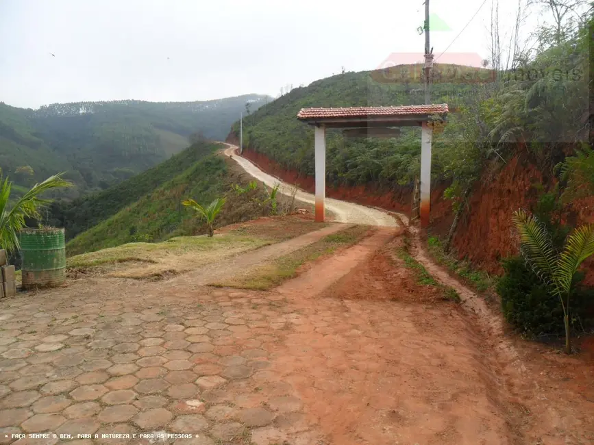 Foto 2 de Sítio / Rancho com 3 quartos à venda, 180m2 em Taubate - SP